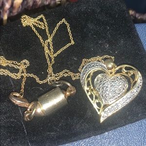 gold and diamond heart necklace